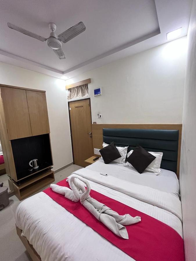 Hotel Sai Grand Residency Mumbai  Buitenkant foto